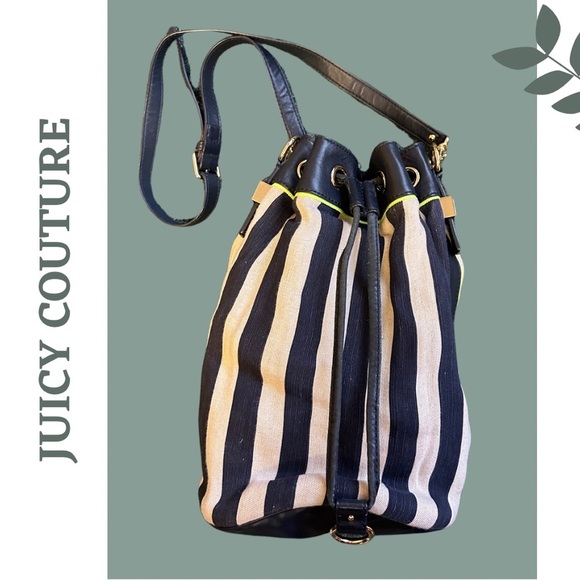 Juicy Couture Bucket Bag Canvas Stripe Nautical Navy White Green Adj Strap - Picture 1 of 10